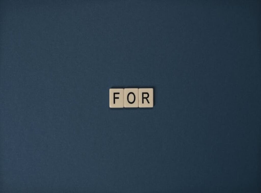 blurry girl mirror selfie aesthetic